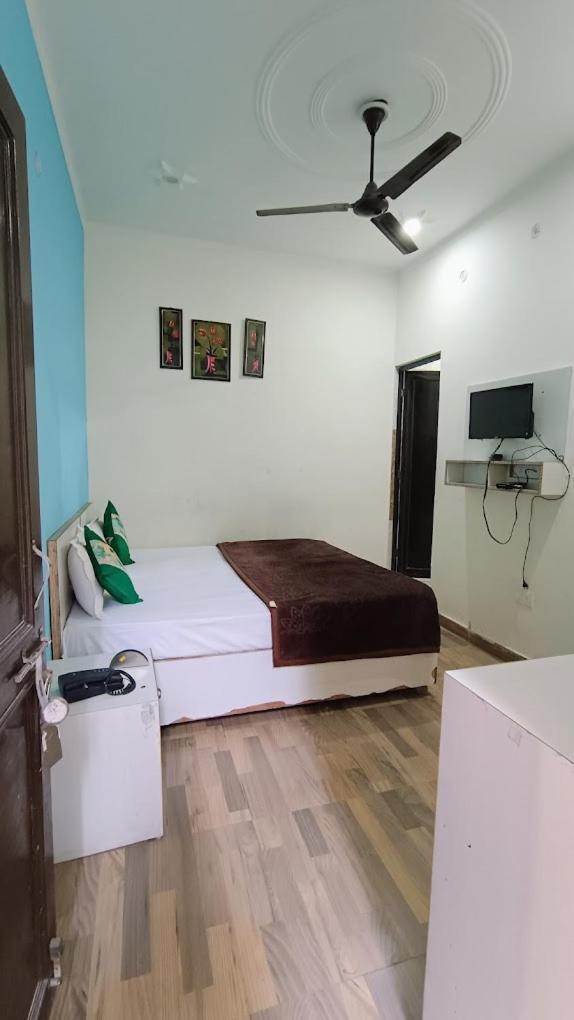 Olt Hostel Rishīkesh Εξωτερικό φωτογραφία